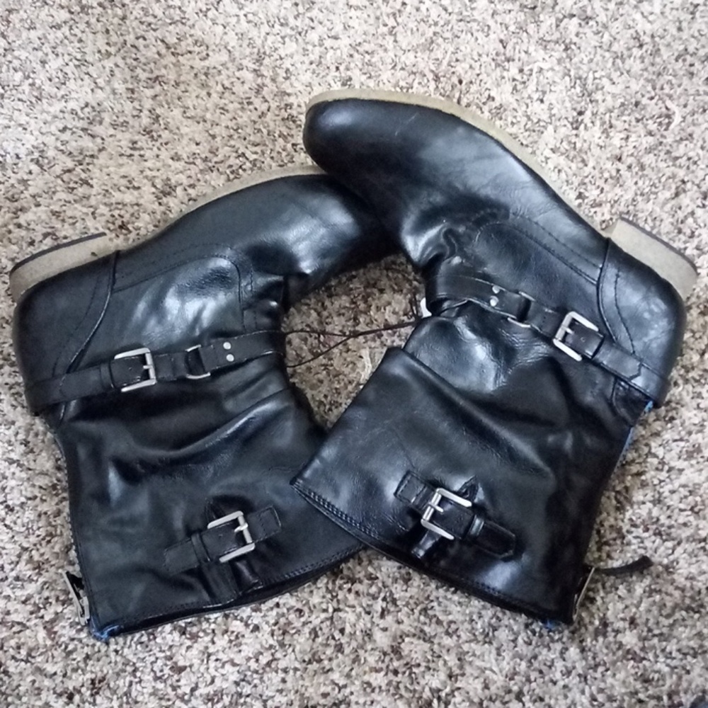 Low Cut Boots
